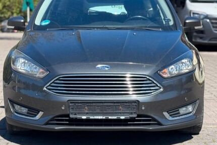 Ford Focus 289.000 km 3.500 &euro; Hameln 31787
