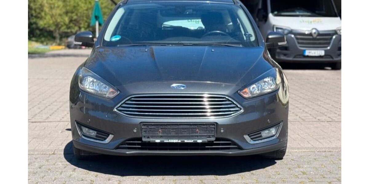 Ford Focus 289.000 km 3.500 &euro; Hameln 31787