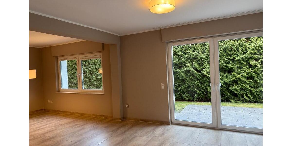 Einfamilienhaus Gütersloh - 5 Zimmer, 156 m&sup2;, 1.600&euro; | Angebot:25405558