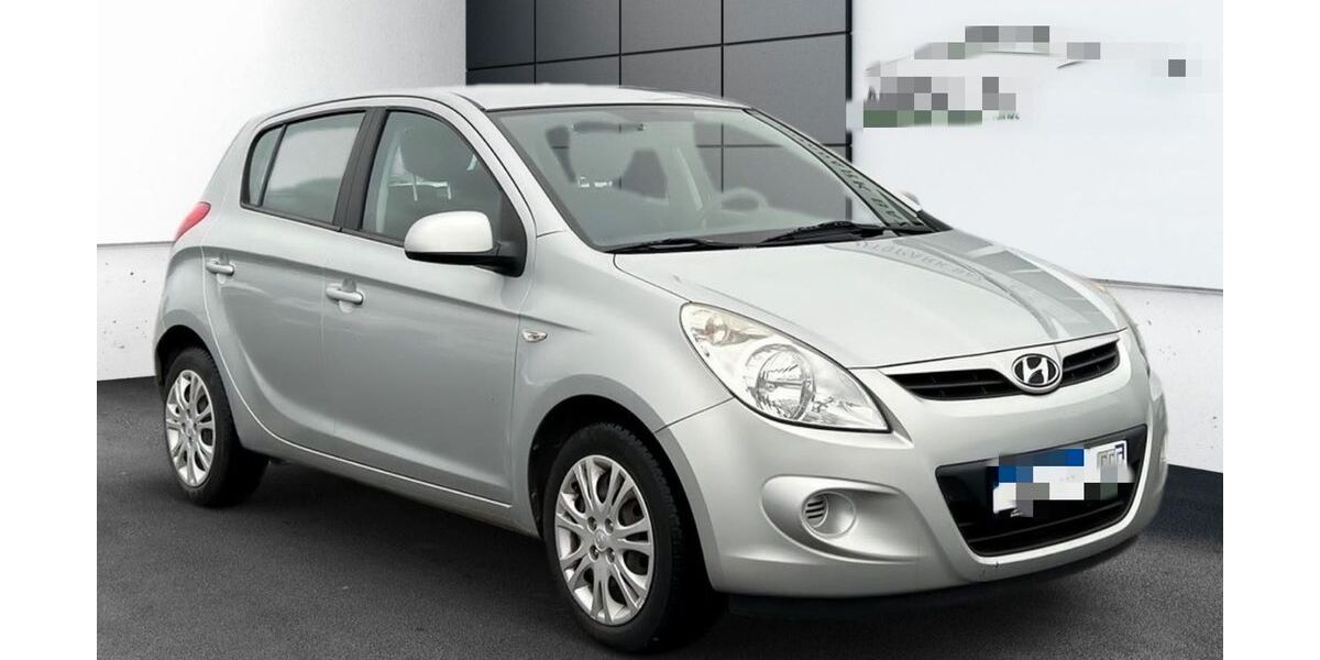 Hyundai i20 48.000 km 9.400 &euro; Bad Soden 65812