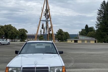 Mercedes-Benz 190 86.560 km 7.499 € Krombach 63829