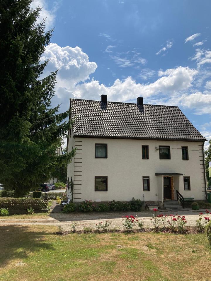 2 Familienwohnhaus mit großzügigem Grundstück im Landkreis FO zimmer