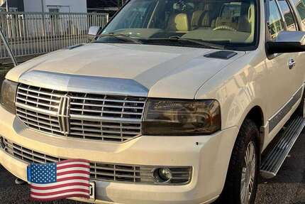 Lincoln Navigator 170.000 km 14.599 &euro; Dreieich, Stadt 63303