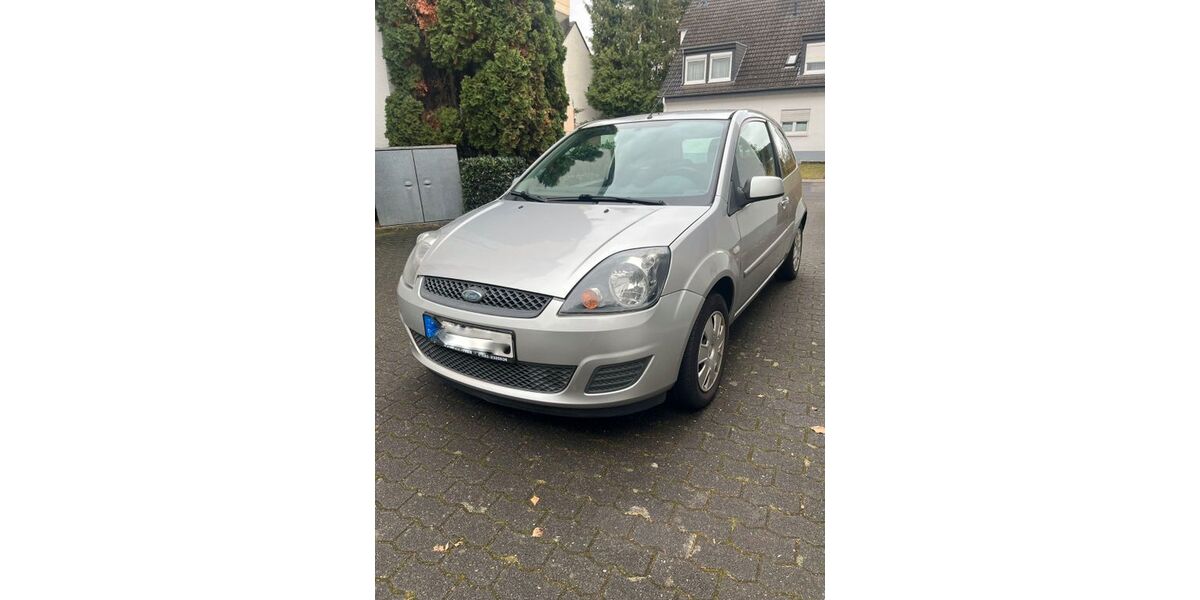 Ford Fiesta 170.000 km 2.100 € Koblenz 56072