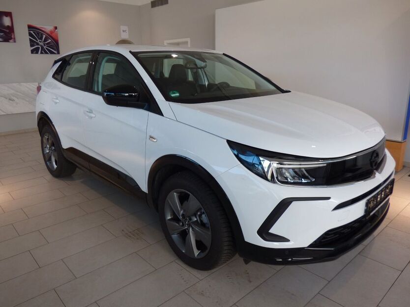 Opel Grandland (X) 7.700 km 23.200 € Ahorntal 95491