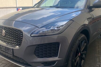 Jaguar E-Pace 131.400 km 15.990 &euro; Berlin 12057