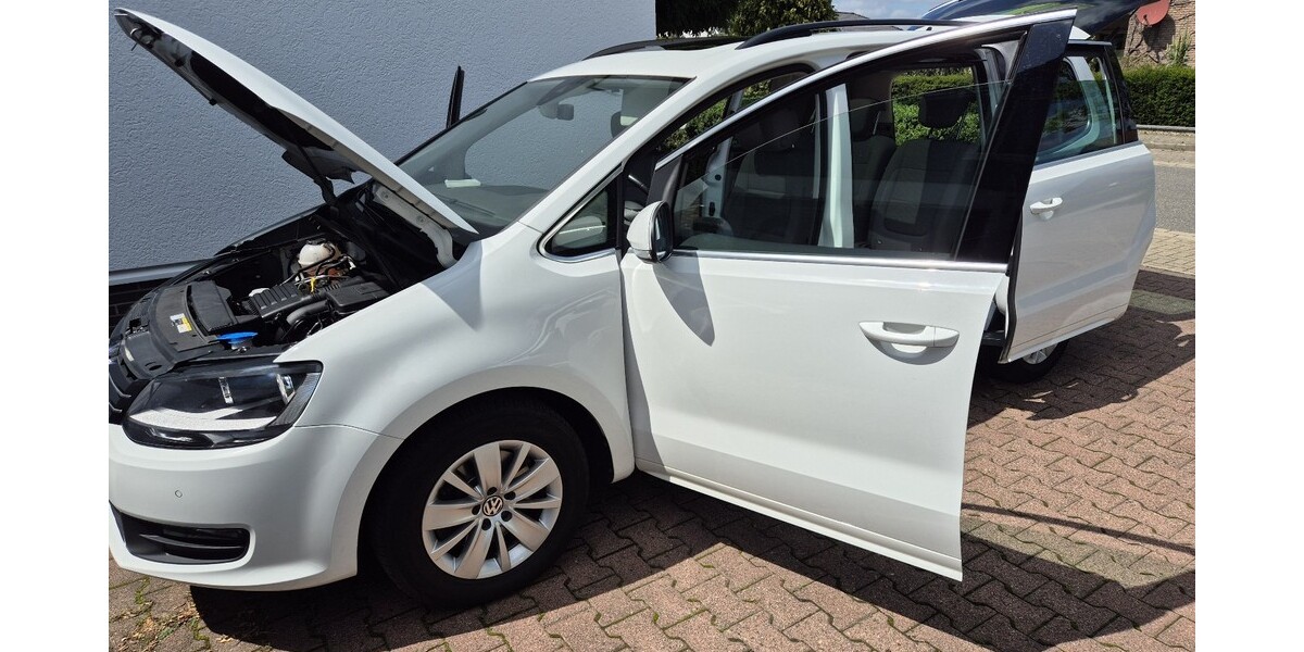 VW Sharan 157.000 km 15.900 € Goslar 38640