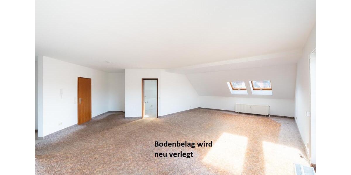 Moderne Dachgeschosswohnung mit sonnigem Westbalkon in zentraler Lage von Pulsnitz 4 zimmer