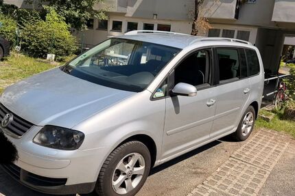 VW Touran 257.270 km 3.000 &euro; Berlin 12167