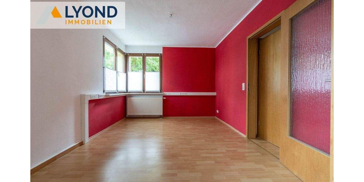 Großzügiges Einfamilienhaus mit Einliegerwohnung - vielseitig nutzbar und modernisiert in zentraler Lage 7 zimmer