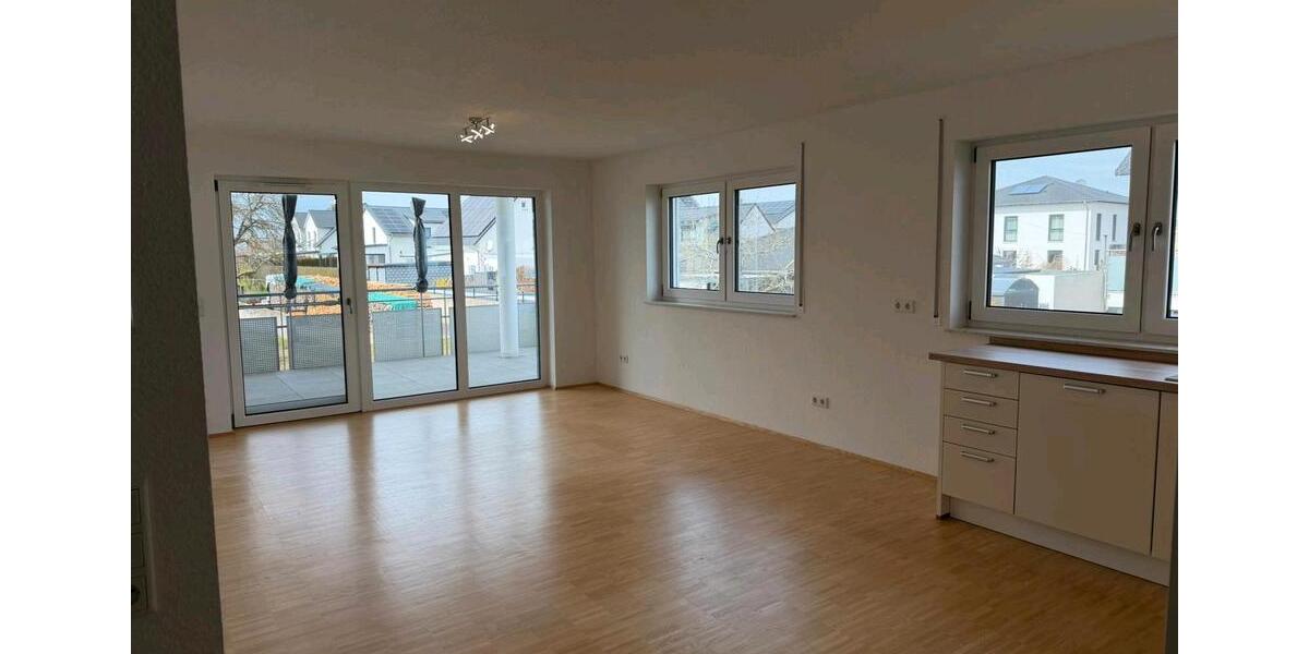 Hochparterre Schillingsfürst - 2 Zimmer, 63 m&sup2;, 700&euro; | Angebot:25933653