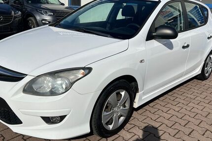 Hyundai i30 150.000 km 2.900 &euro; Mühlhausen 99974