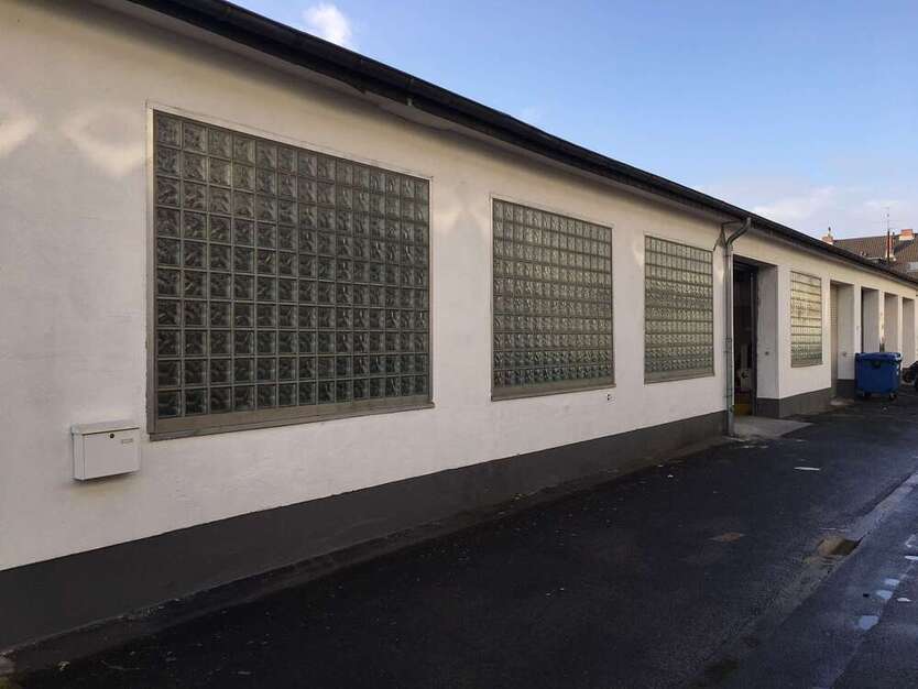 Halle in Köln 728 € 70 m²