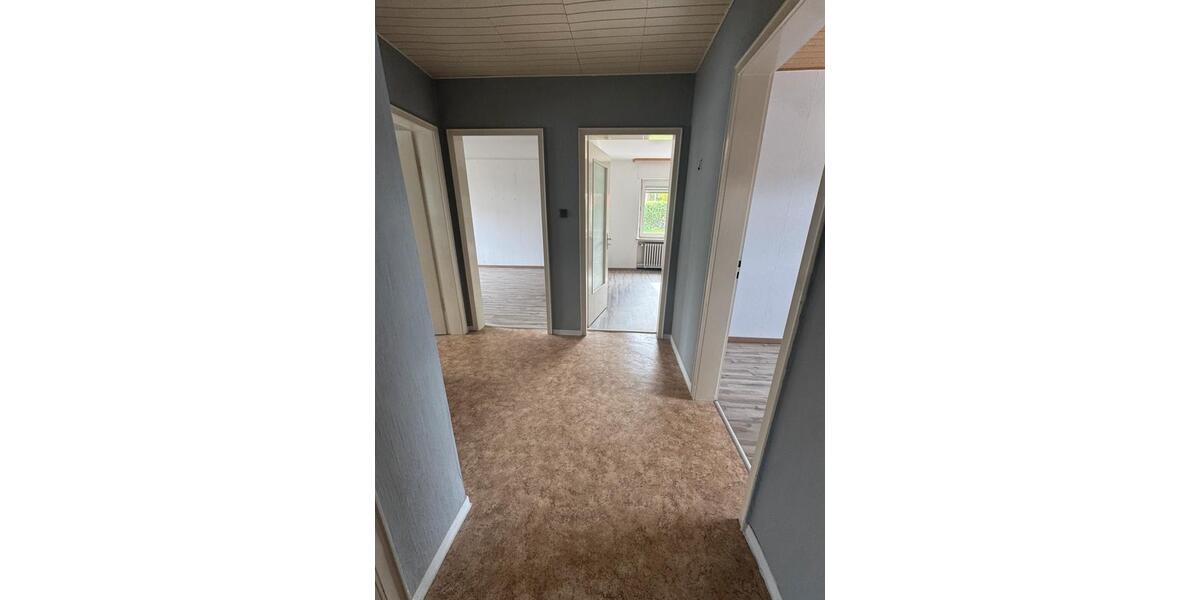 Erdgeschoßwohnung Bad Hersfeld - 3 Zimmer, 73 m&sup2;, 600&euro; | Angebot:26427771