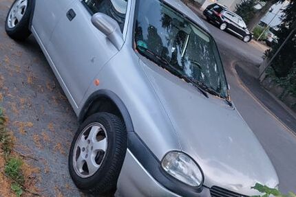 Opel Corsa 163.000 km 1.500 &euro; Bad nauheim 61231