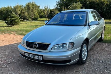Opel Omega