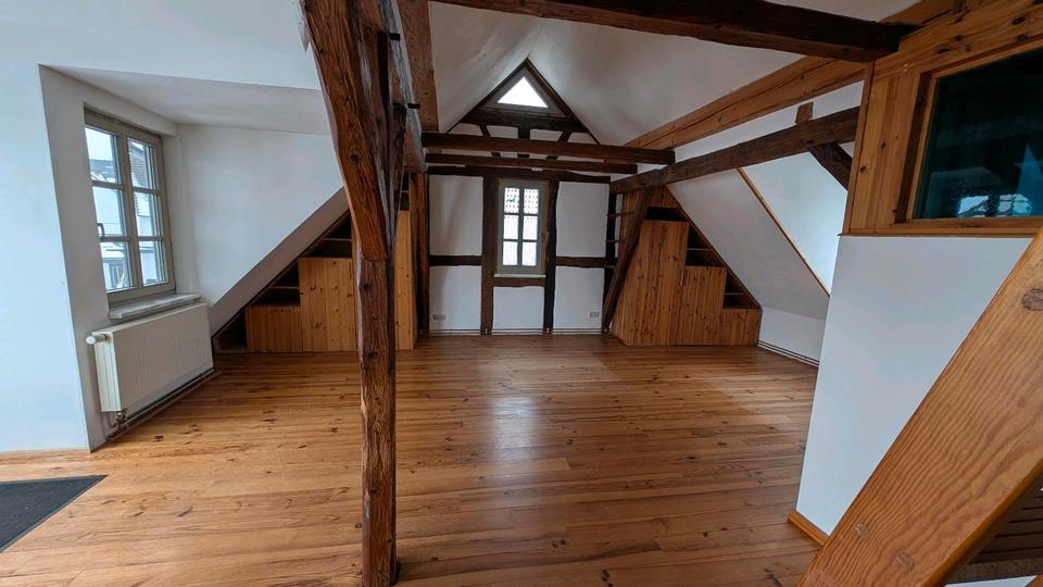 Einfamilienhaus Frankenberg (Eder) - 2 Zimmer, 94 m&sup2;, 750&euro; | Angebot:26320831
