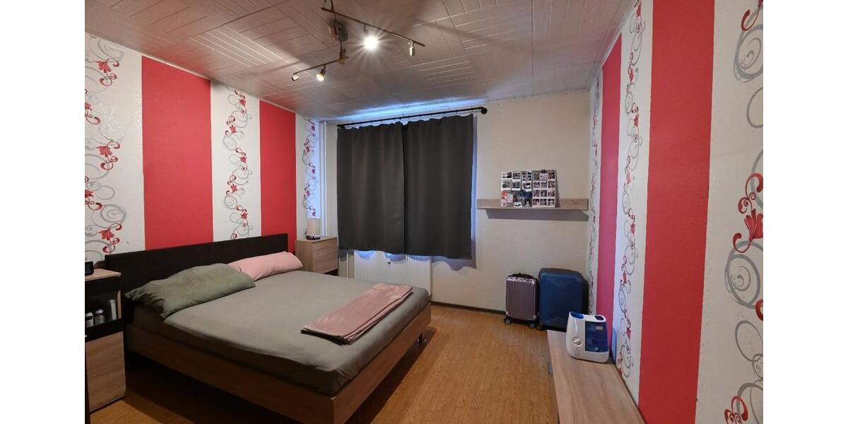 Etagenwohnung Sömmerda - 3 Zimmer, 72 m&sup2;, 74.000&euro; | Angebot:27094049