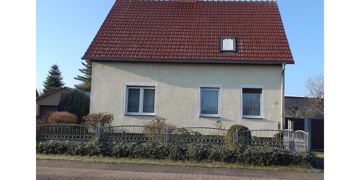 Einfamilienhaus Templin - 7 Zimmer, 100 m&sup2;, 225.000&euro; | Angebot:24294502