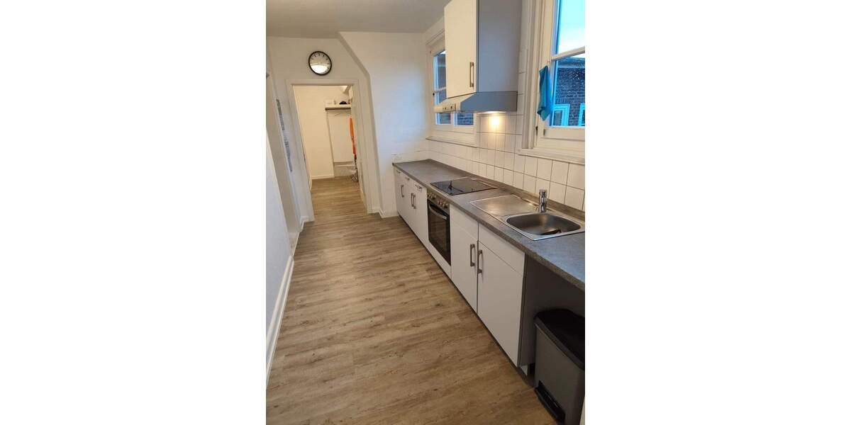 NIEBÜLL, 4 ZIMMER DACHGESCHOSSWOHNUNG MIT SCHÖNEM WEITBLICK 4 zimmer