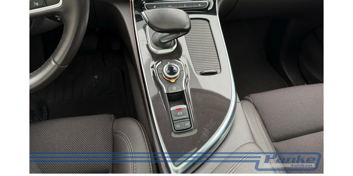 Renault Espace 1.6 dCI 160 Intens Aut.*Pano*LED*AHK*RFK* 197.112 km 9.990 &euro; Berlin 13187