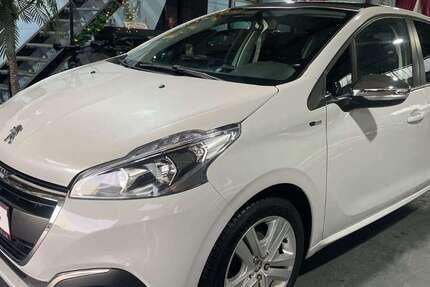 Peugeot 208 94.000 km 6.990 &euro; Rheinberg 47495