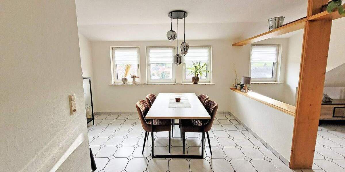 Etagenwohnung Neuenstein Mühlbach - 3 Zimmer, 93 m&sup2;, 600&euro; | Angebot:26410949
