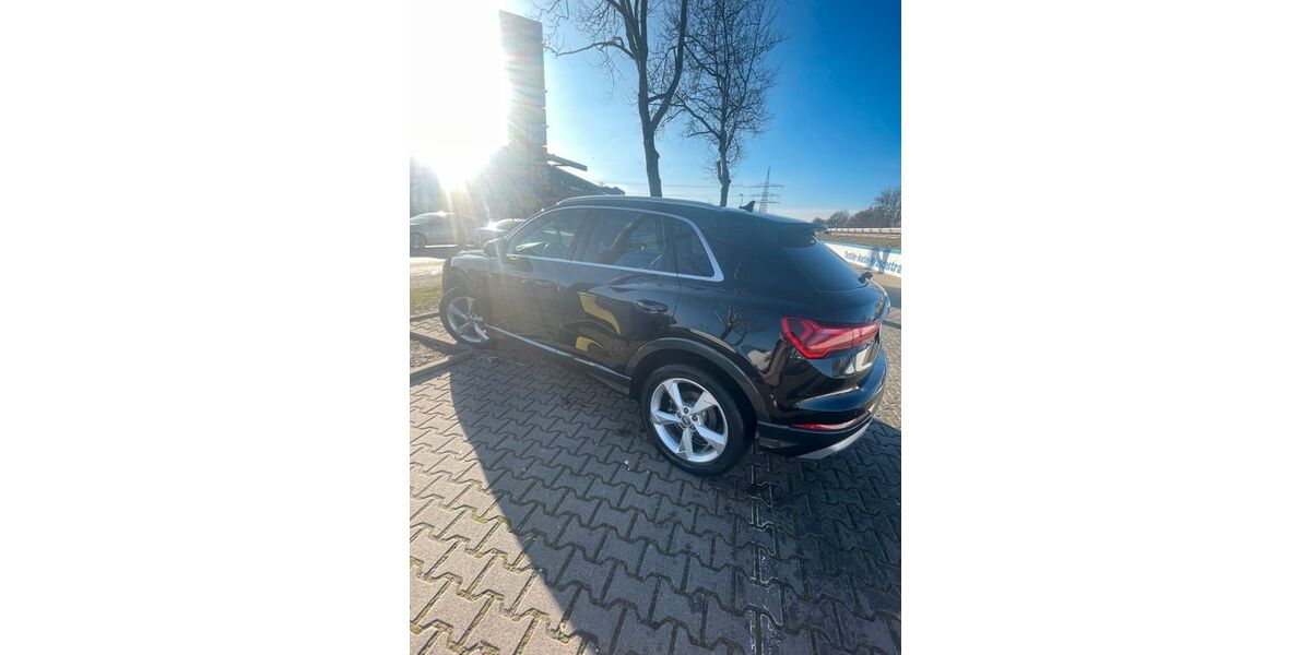 Audi Q3 86.000 km 26.900 &euro; Flörsheim 65439