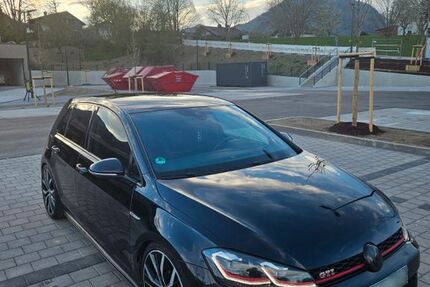 VW Golf 140.000 km 20.350 &euro; Kiefersfelden 83088