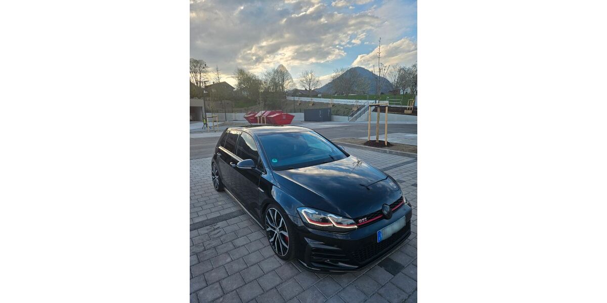 VW Golf 140.000 km 20.350 &euro; Kiefersfelden 83088