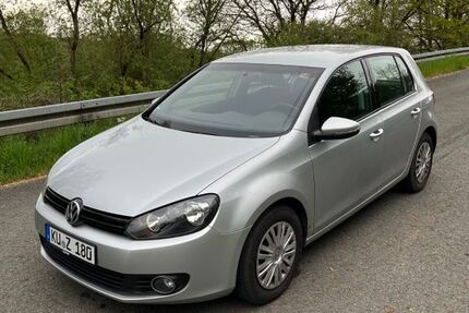 VW Golf 226.000 km 3.200 &euro; Untersteinach 95369