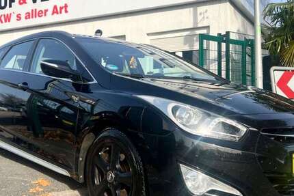 Hyundai i40 118.000 km 7.450 € Mannheim 68199