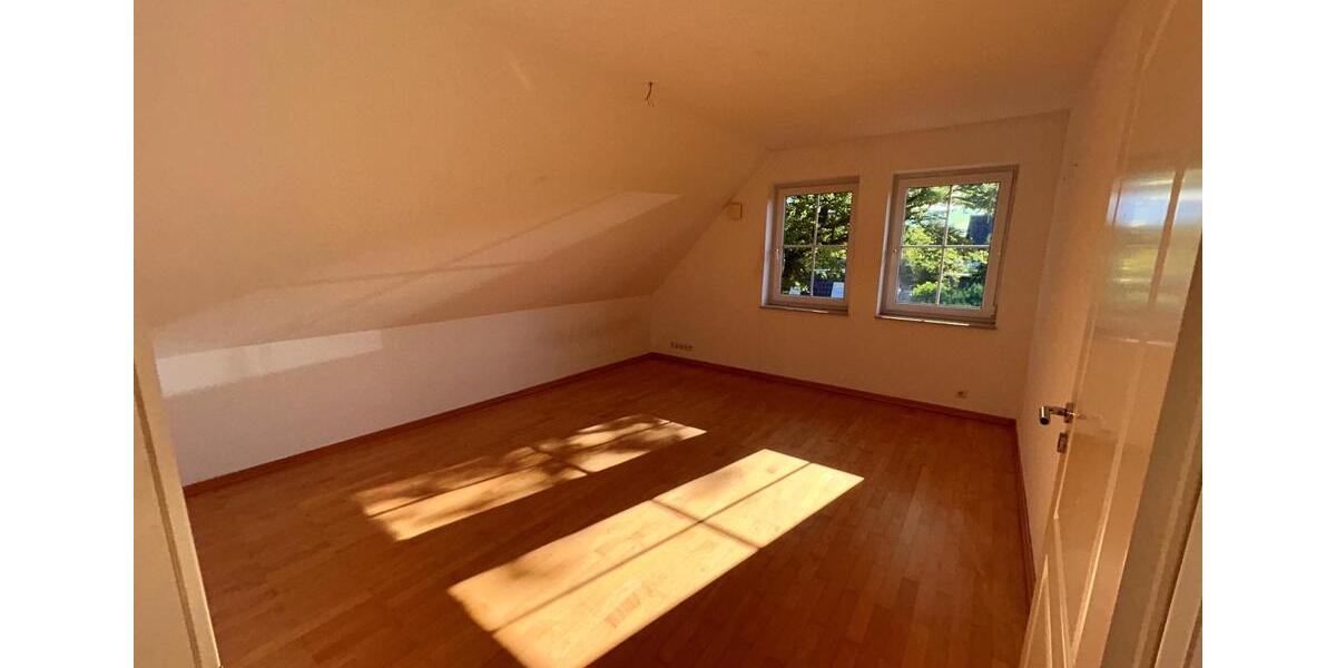 Einfamilienhaus Bargteheide - 5 Zimmer, 182 m&sup2;, 2.457&euro; | Angebot:25995686