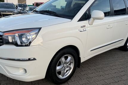 SsangYong Rodius 177.000 km 12.999 &euro; Heidenheim-Schnaitheim 89520