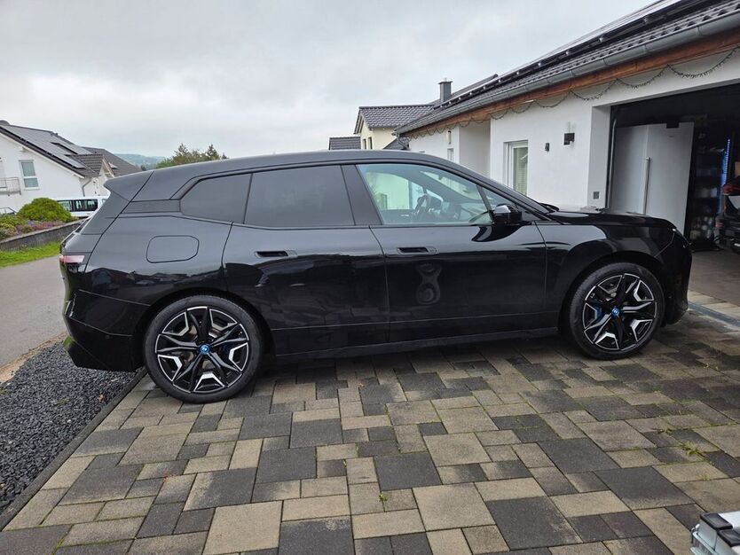 BMW iX 55.000 km 45.000 € Völklingen 66333