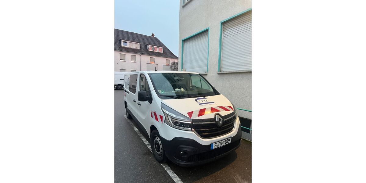 Renault Trafic 139.250 km 14.300 € Stuttgart 70329