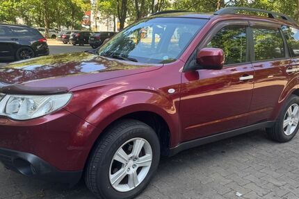 Subaru Forester 157.000 km 4.600 &euro; Nürnberg 90443