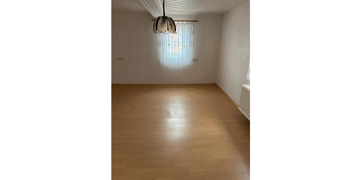 Einfamilienhaus Buttstädt - 59.000&euro; | Angebot:26780285