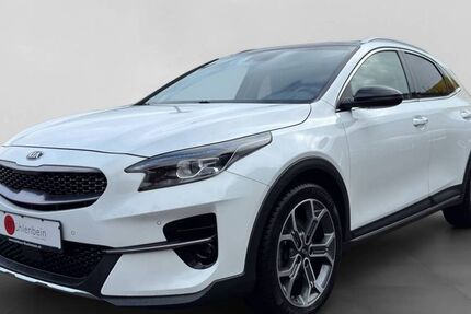 Kia XCeed 50.850 km 20.490 € Detmold 32758