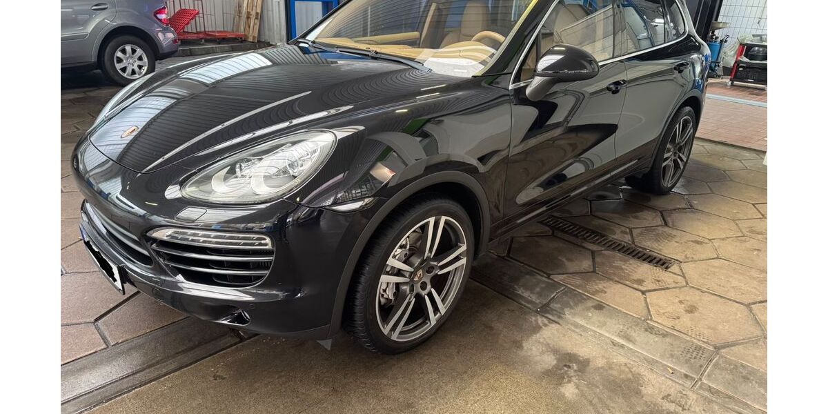 Porsche Cayenne 202.375 km 16.800 € Frankfurt am Main 60599