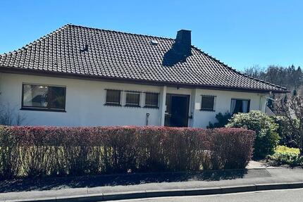 Haus Marsberg - 7 Zimmer, 252 m&sup2;, 275.000&euro; | Angebot:27001789