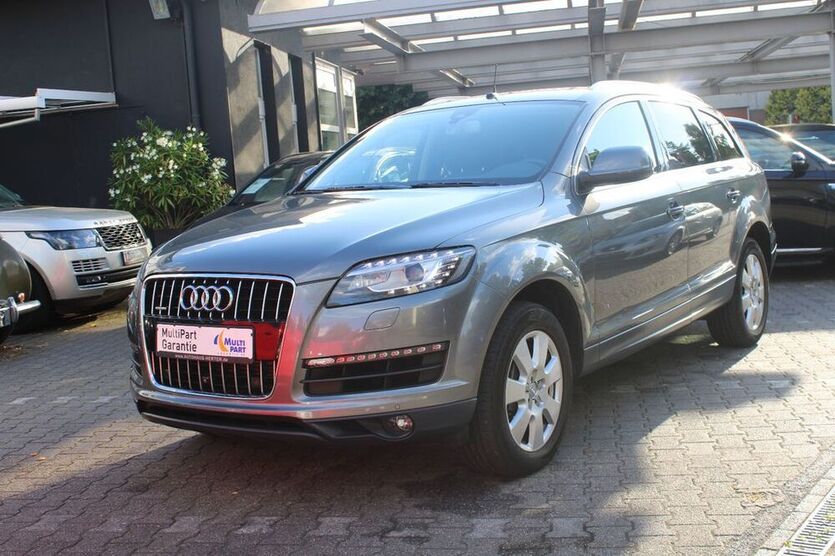 Q7