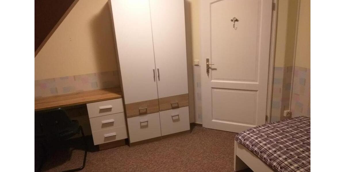 Dachgeschoßwohnung Wittenburg - 1 Zimmer, 84 m&sup2;, 250&euro; | Angebot:24748128