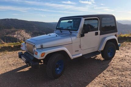 Jeep Wrangler 230.000 km 12.000 &euro; Karbach 56281