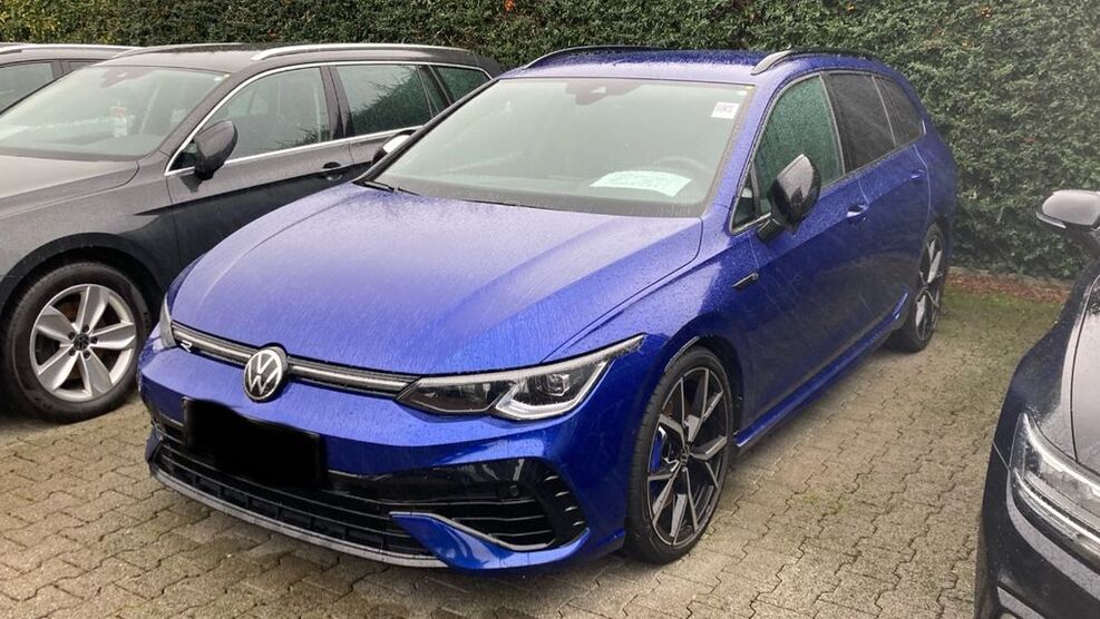 VW Golf 82.500 km 35.950 € Essen 45239