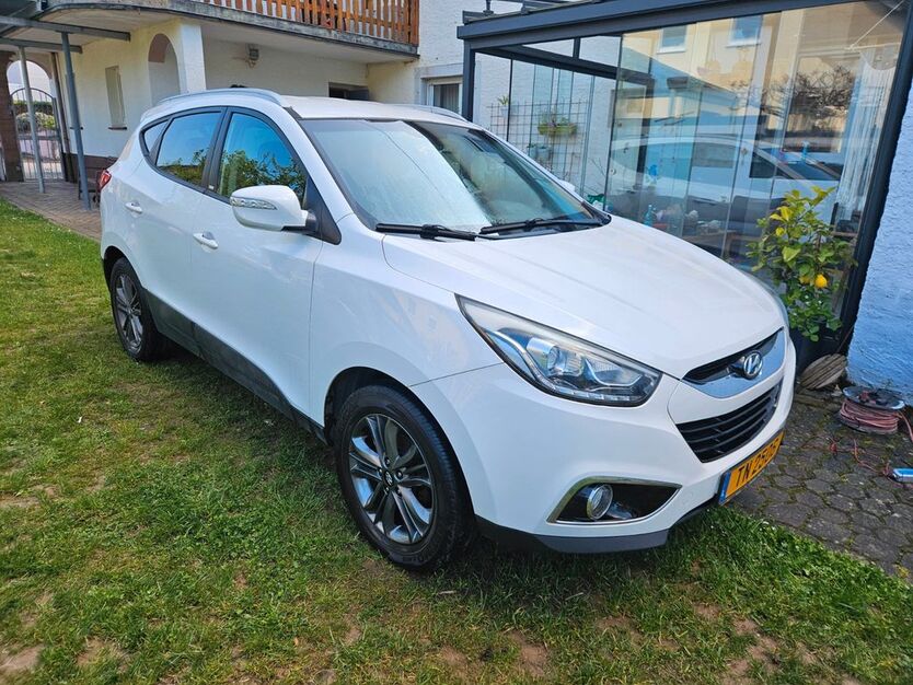 Hyundai ix35 68.000 km 10.000 € RALINGEN 54310