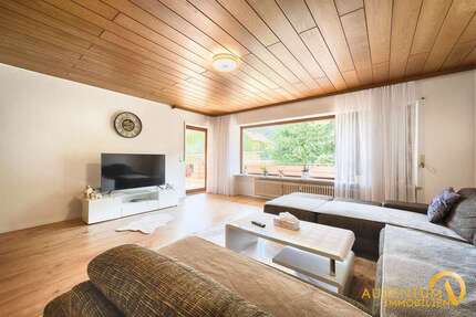 Wohnung zum Kaufen in Landau an der Isar 296.000 € 120 m² 4 zimmer