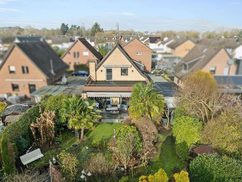 Haus zum Kaufen in Frechen 695.000 € 163.27 m²