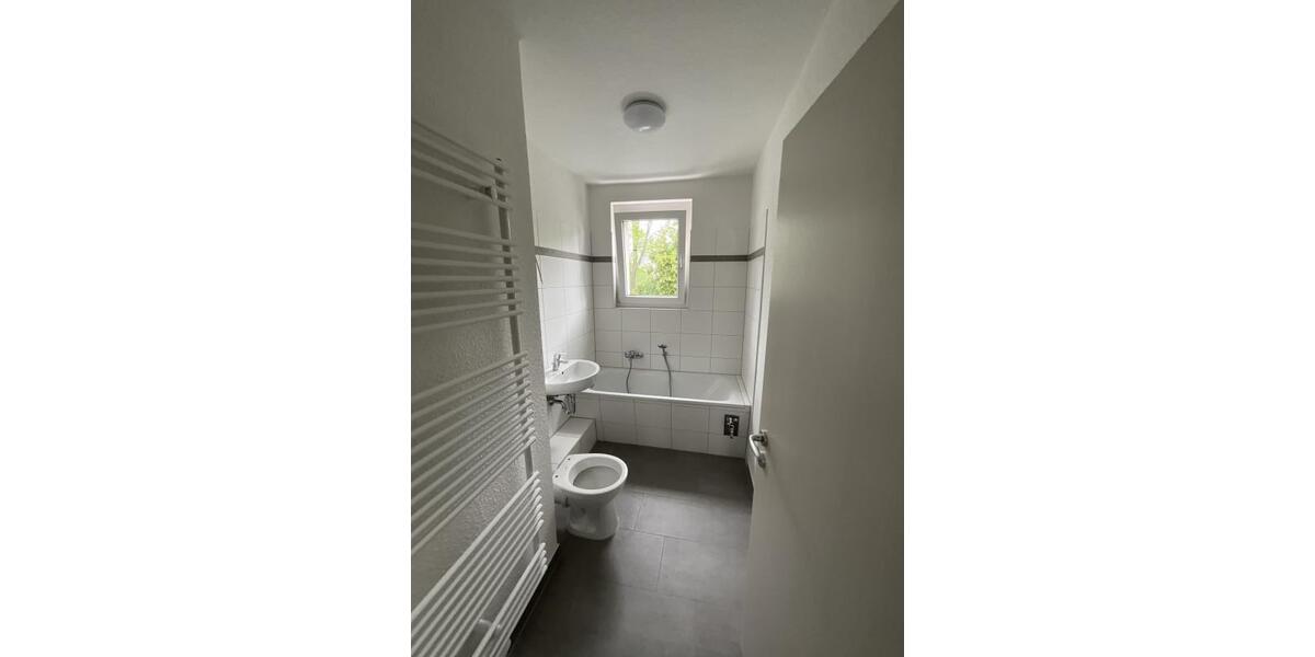 Etagenwohnung Dessau-Roßlau Dessau - 4 Zimmer, 69 m&sup2;, 480&euro; | Angebot:26424124