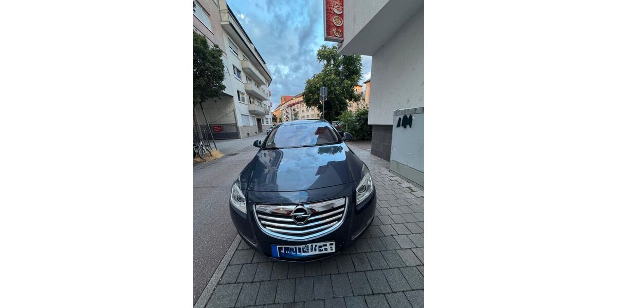 Opel Insignia 228.000 km 3.200 &euro; Pforzheim 75175